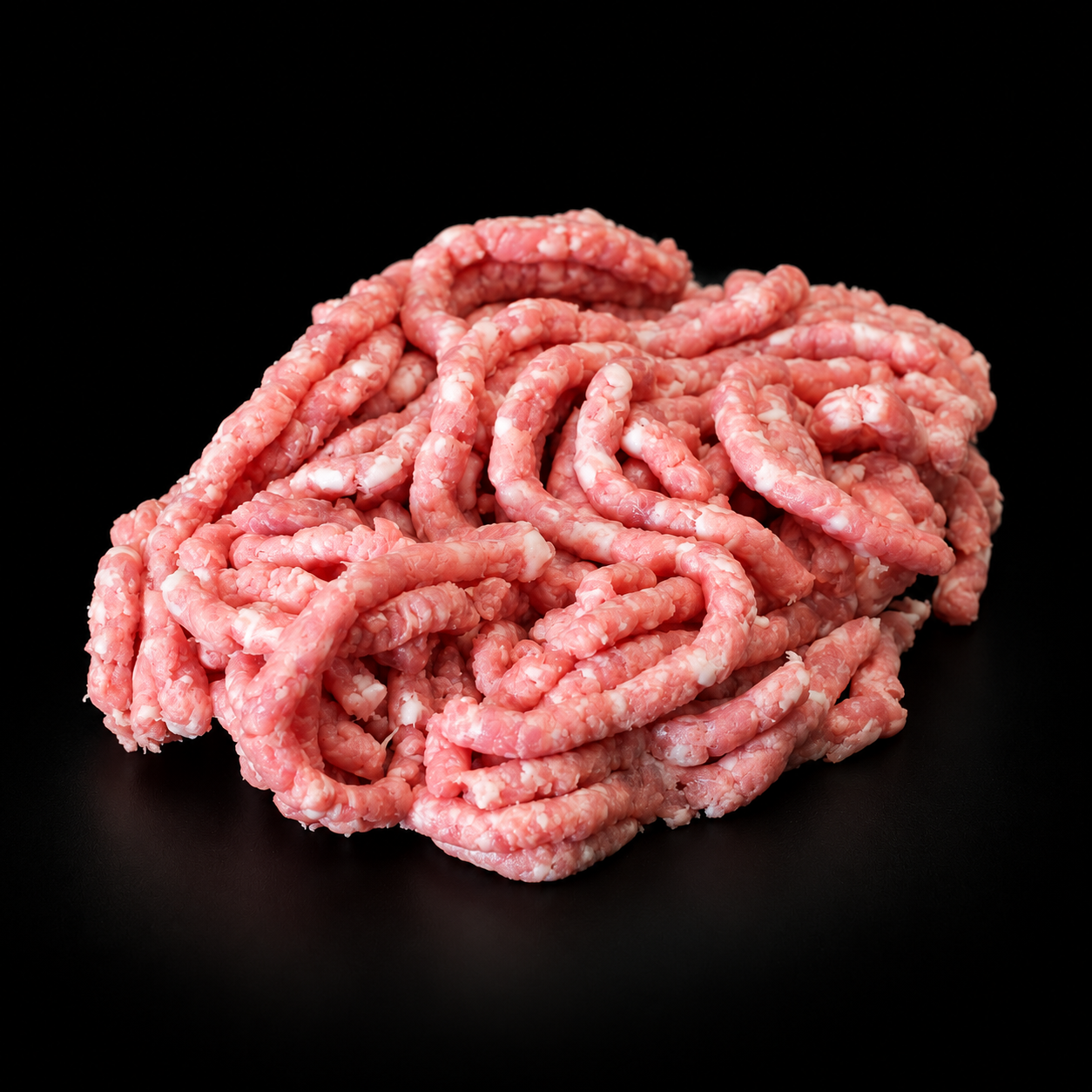 Macinato di carne suina italiana.